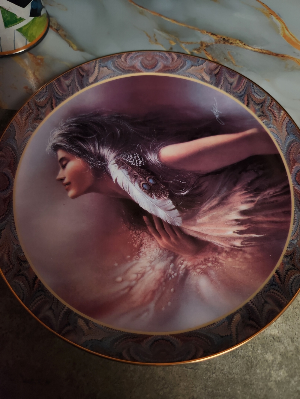 The Bradford Exchange Decorative Plate in Purple and White
